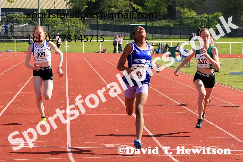 Girls Under-15s 200 metres, 2023 North Eastern Track and Field Champs., Middlesbrough Sports Village, Middlesbrough. Photo: David T. Hewitson/Sports for All Pics